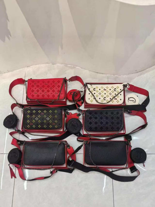 Paloma Chain Clutch