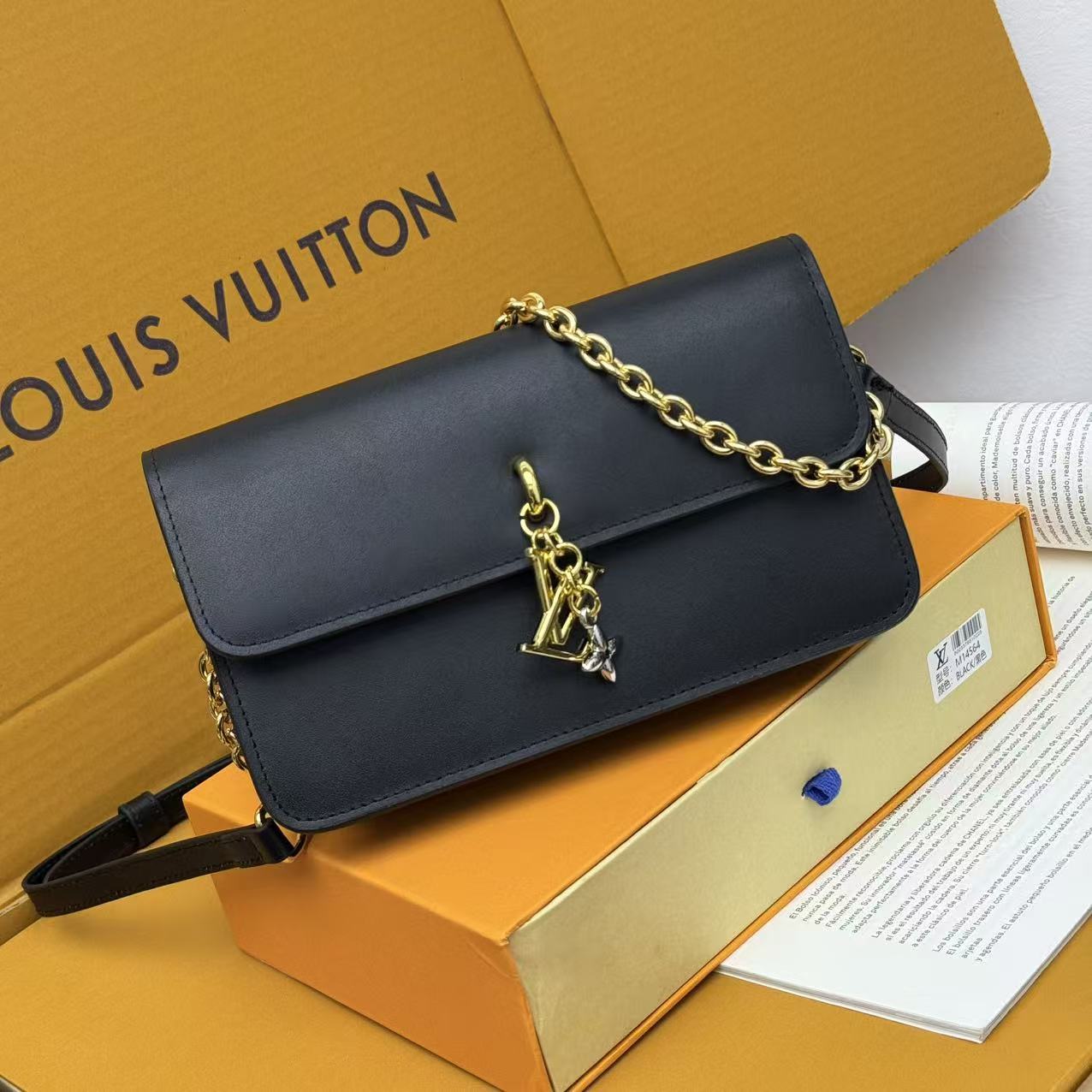 Daily Use Modern Wallet