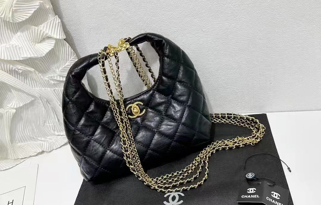 Tassel Chain Hobo Bag