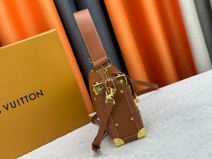 Side Trunk PM Handbag