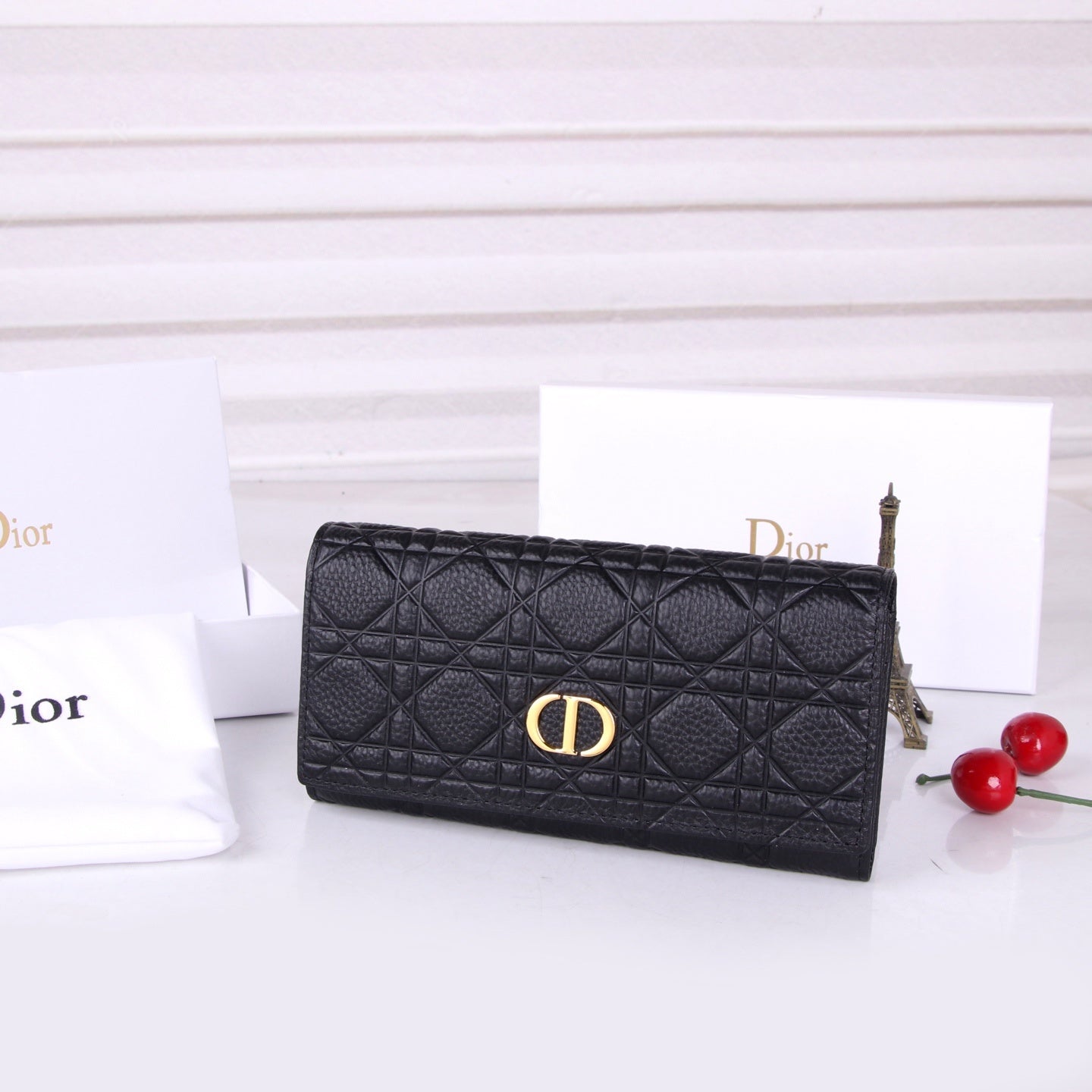 Caro Sling Pouch
