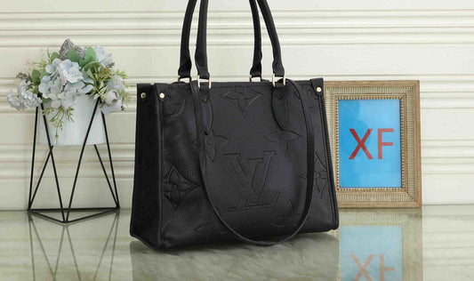 OnTheGo Giant Monogram Handbag
