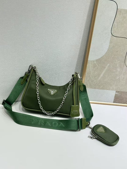P 2005 Shoulder Bag Re-Edition
