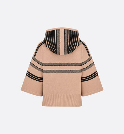 CDAlps Three-Quarter Sleeve Hooded Sweater