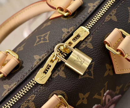 Pop Mart Plush Charm Handbag