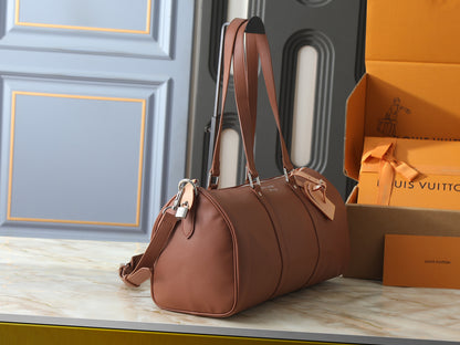 Needle Bag With Siler-Tone Hardware